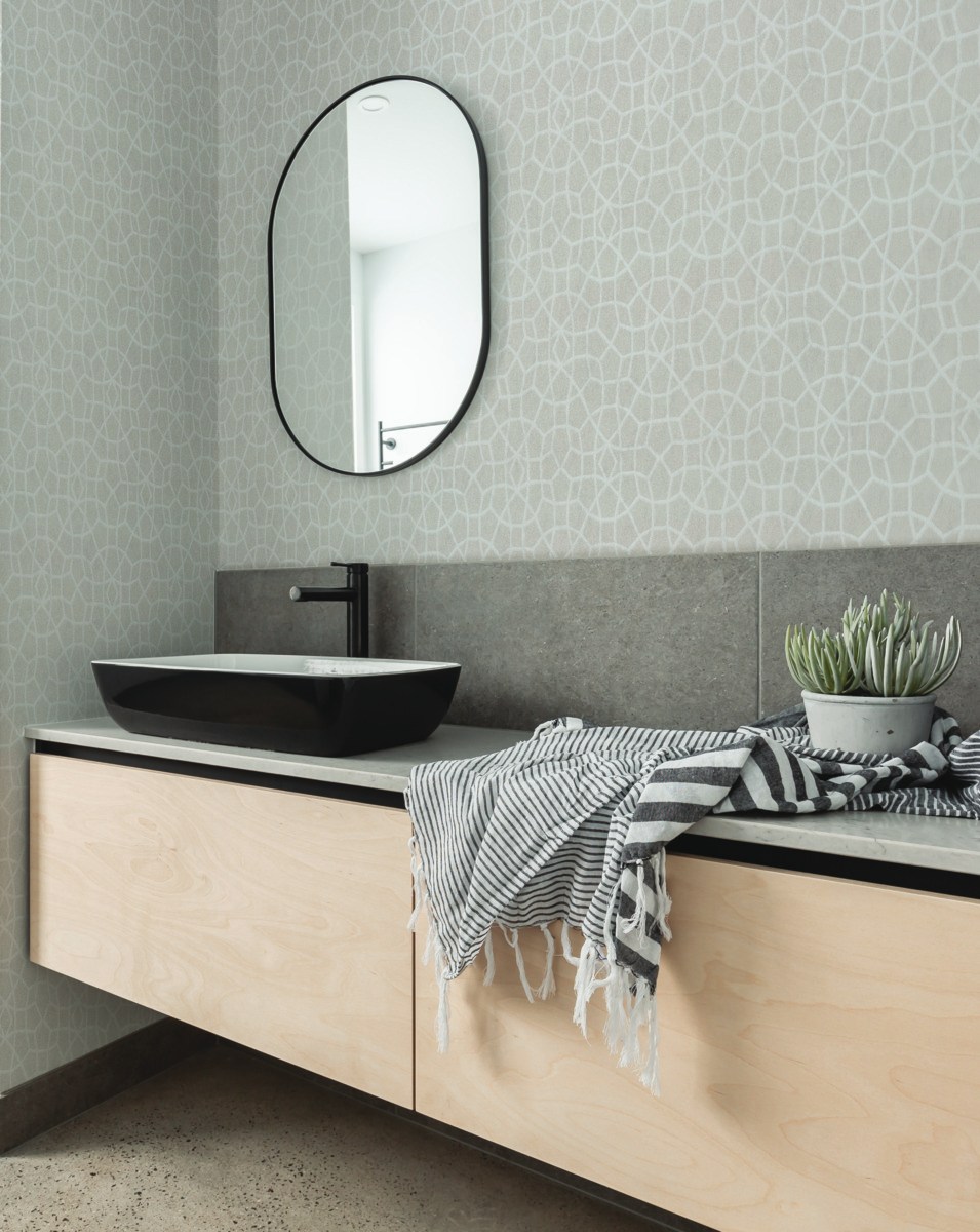 Обои Ronald Redding Handcrafted Naturals Sculptural Web HC7524 фото в интерьере Обои Ronald Redding Handcrafted Naturals Sculptural Web HC7524 фото в интерьере